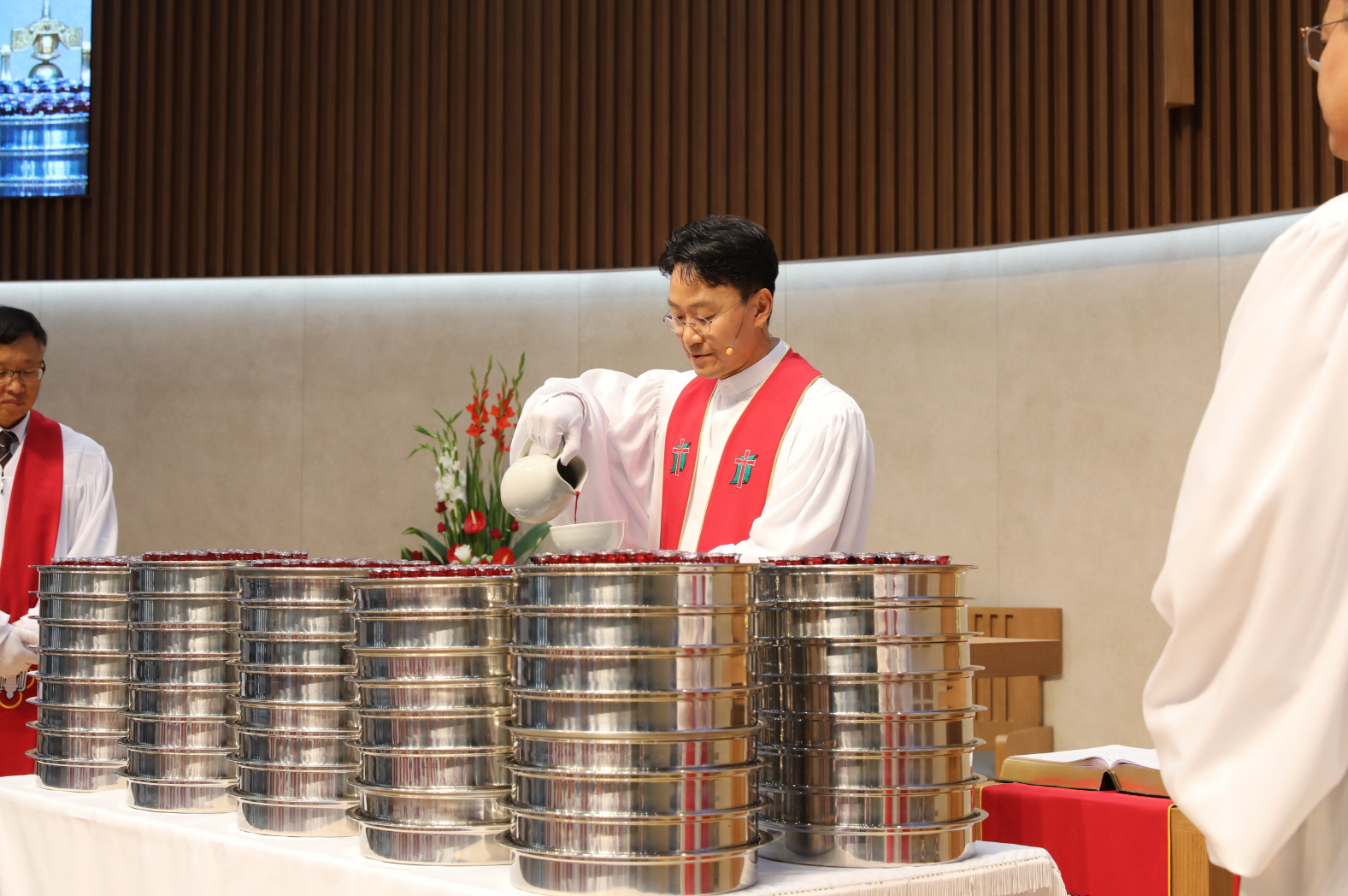 S2V4A7242.jpg S2V4A7242.jpg