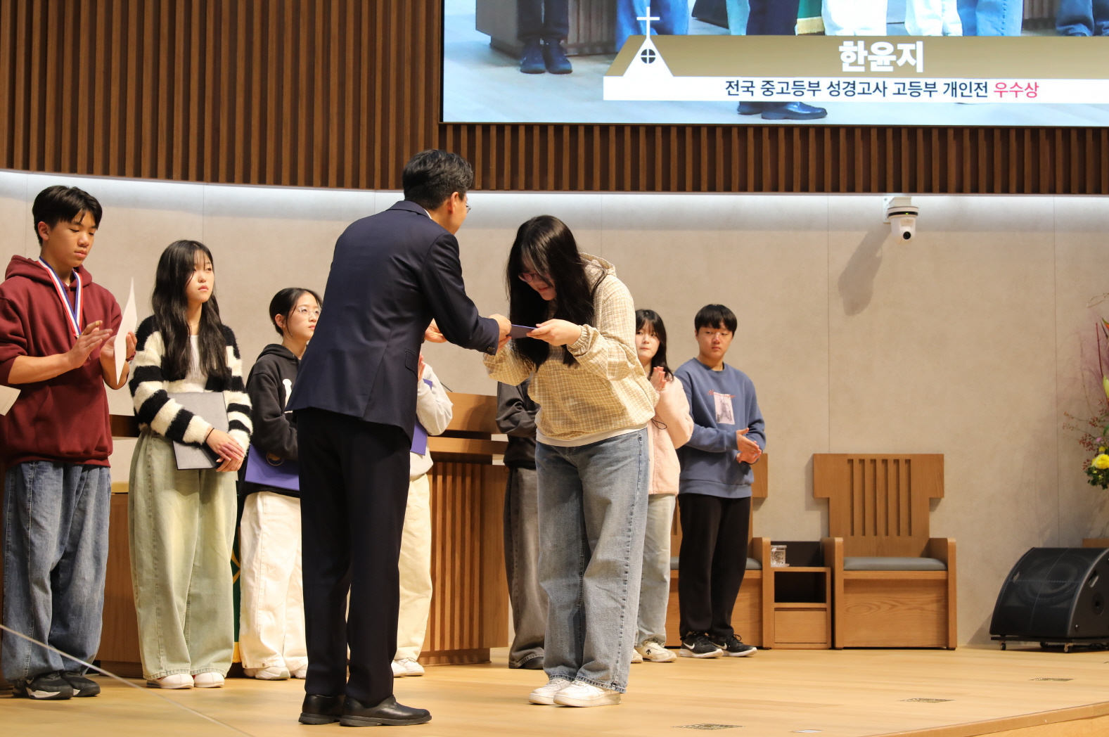 S2V4A8814.jpg S2V4A8814.jpg