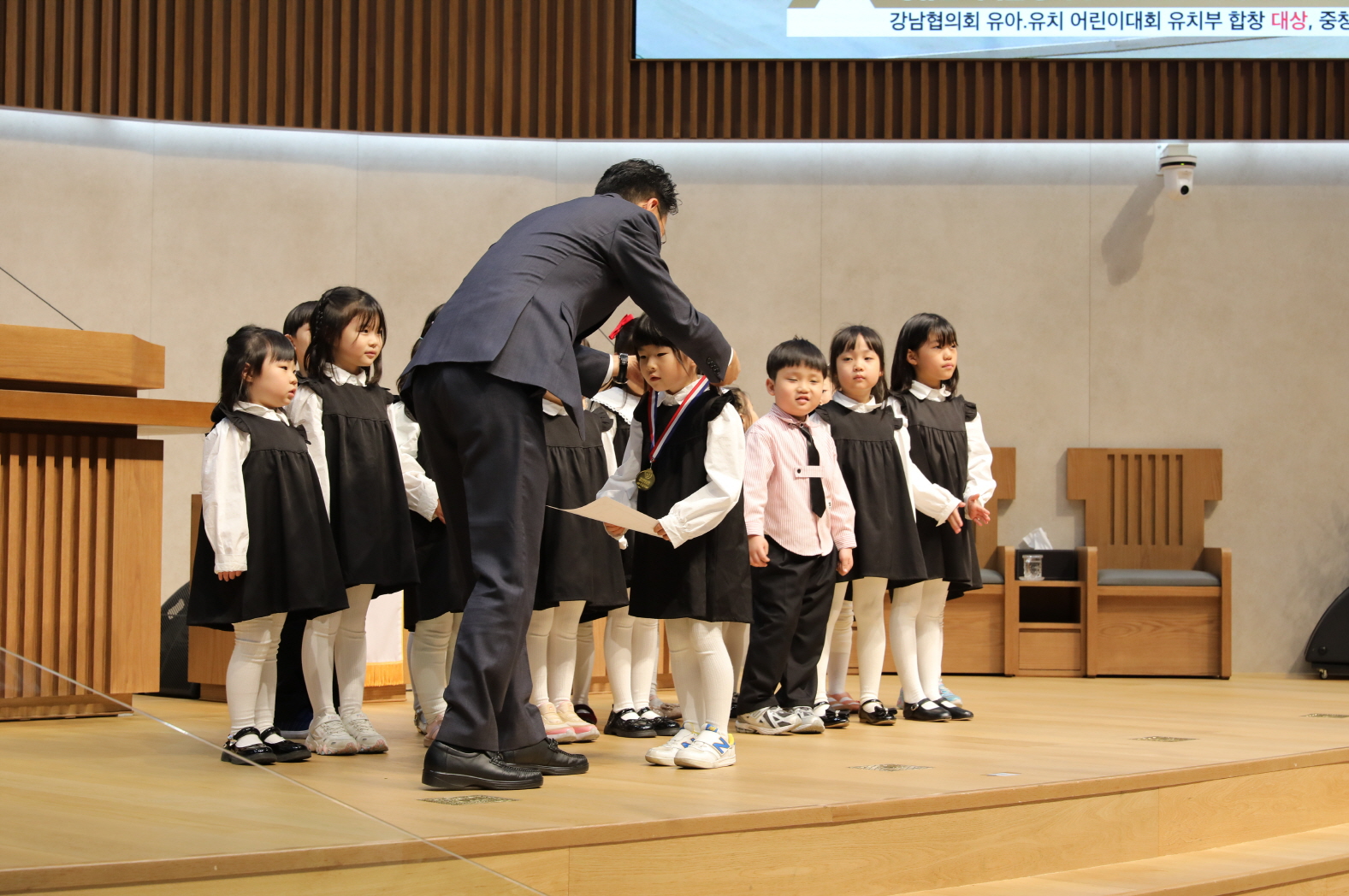 S2V4A0194.jpg S2V4A0194.jpg