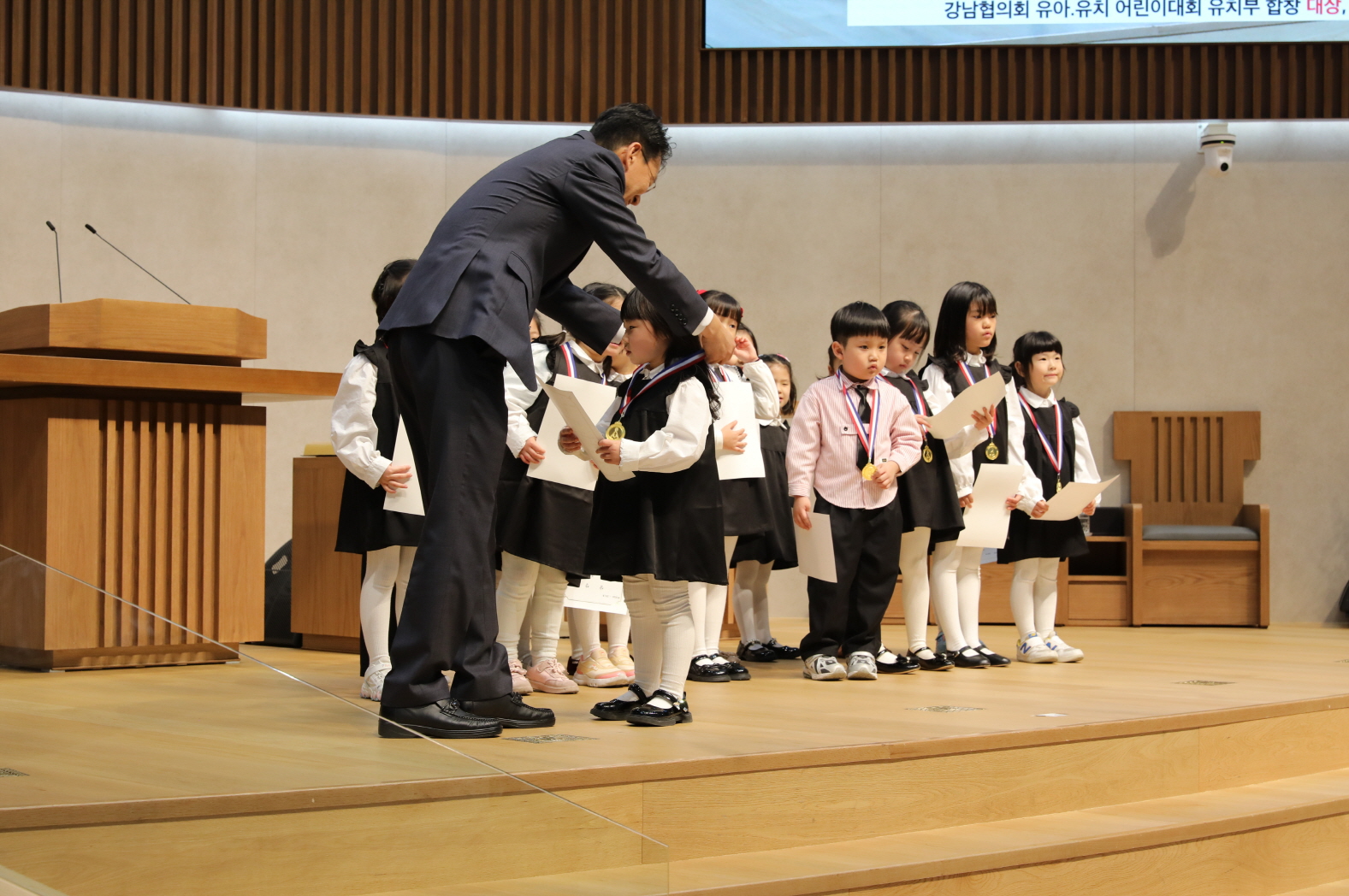 S2V4A0213.jpg S2V4A0213.jpg