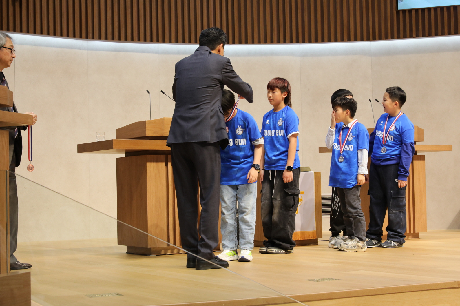 S2V4A0241.jpg S2V4A0241.jpg