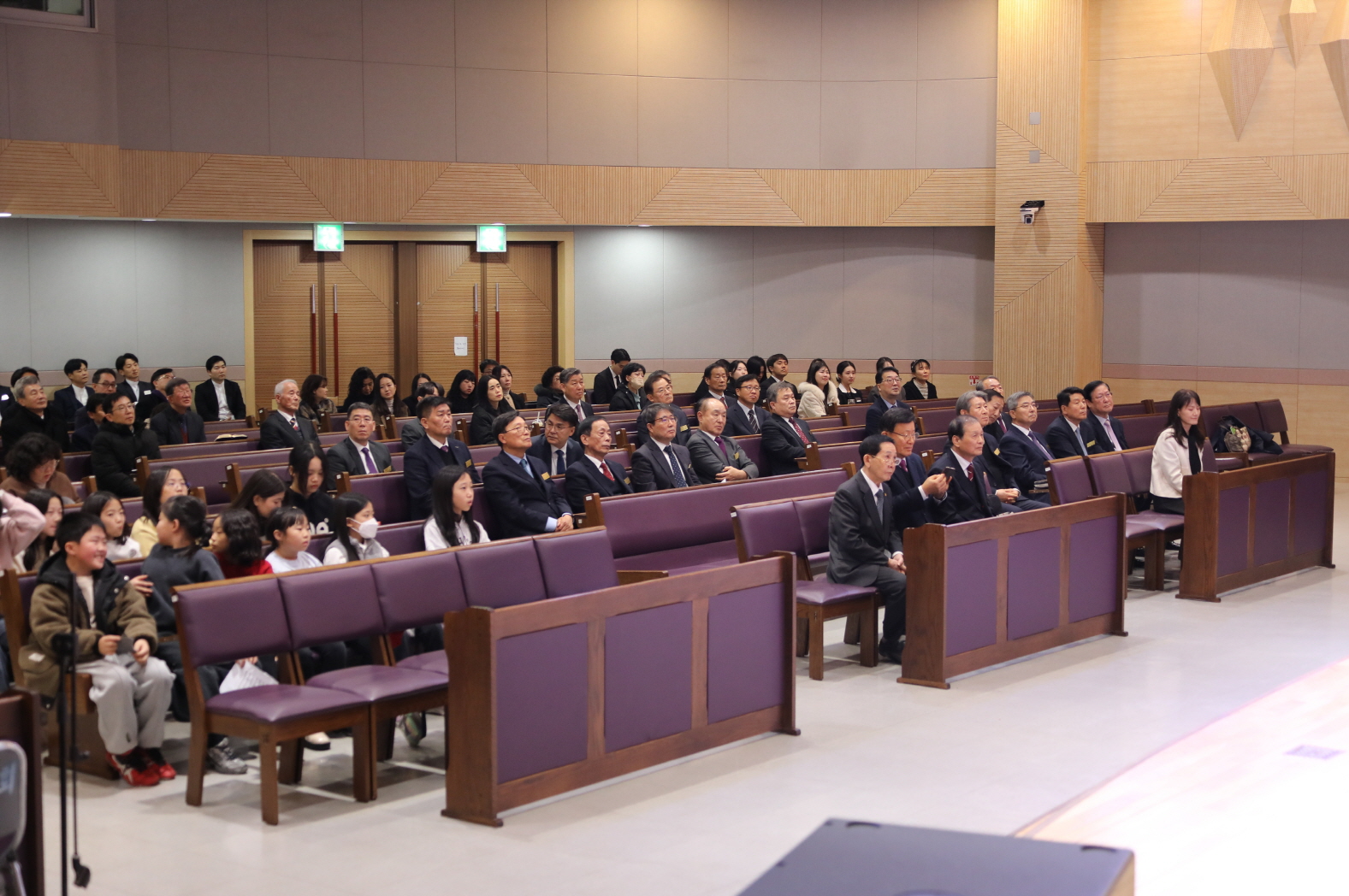 S2V4A2172.jpg S2V4A2172.jpg