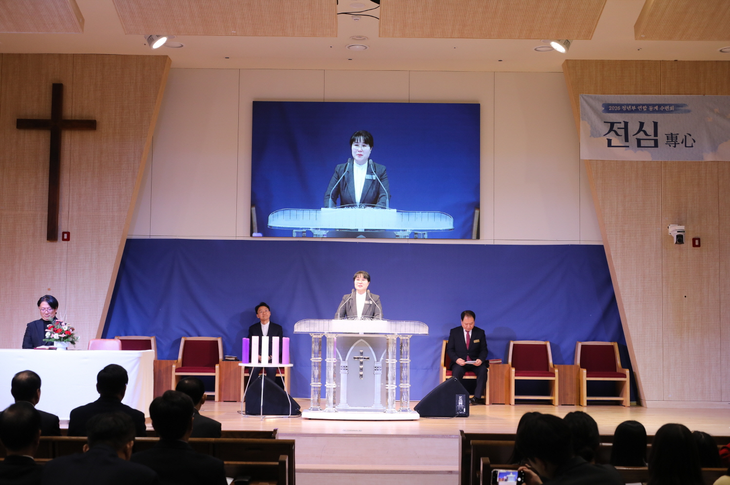 S2V4A2192.jpg S2V4A2192.jpg