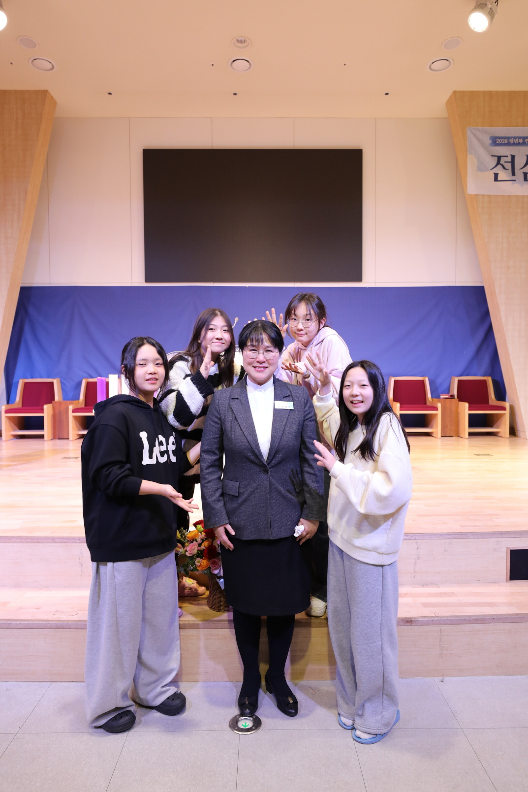 S2V4A2259.jpg S2V4A2259.jpg