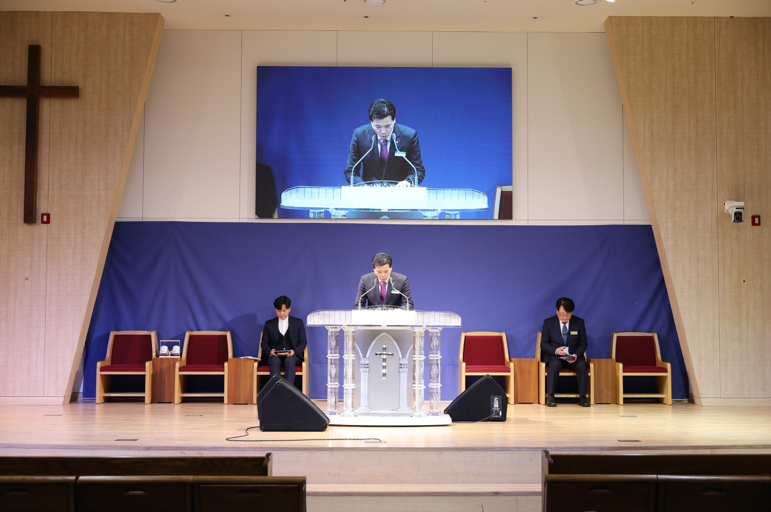 S2V4A5327.jpg S2V4A5327.jpg