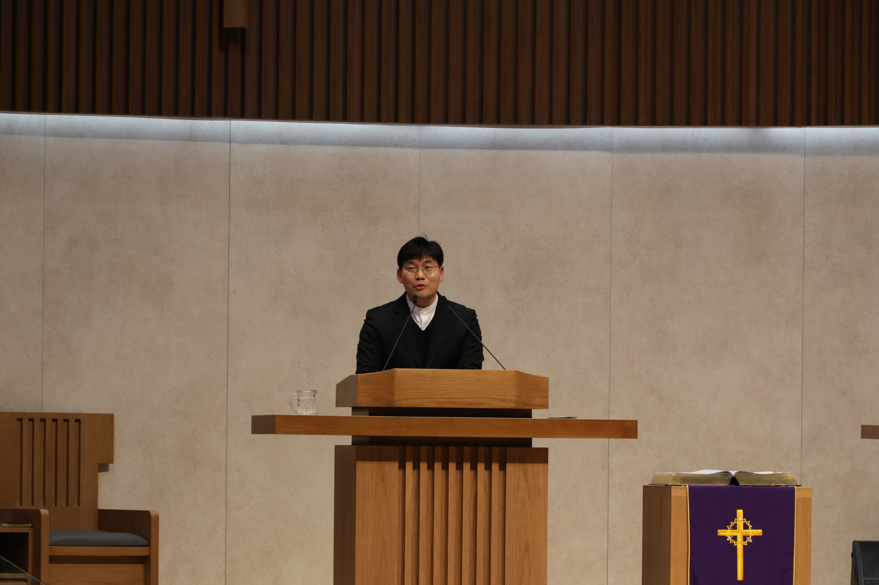 S2V4A5450.jpg S2V4A5450.jpg